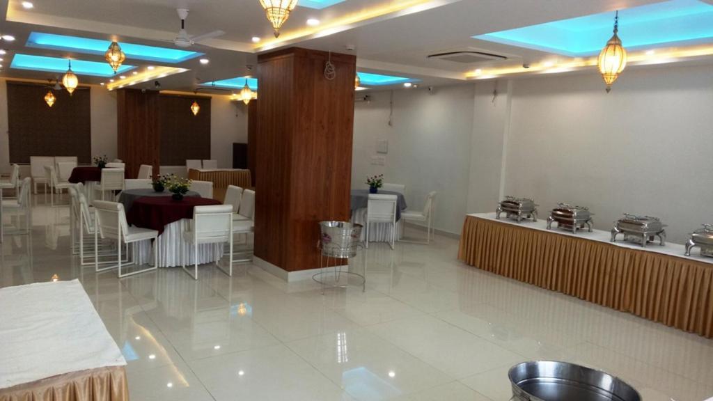 Alankrita Suites & Party Halls Meerut Zewnętrze zdjęcie