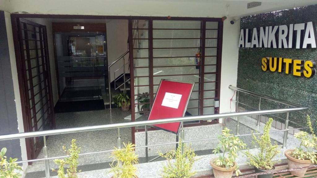 Alankrita Suites & Party Halls Meerut Zewnętrze zdjęcie