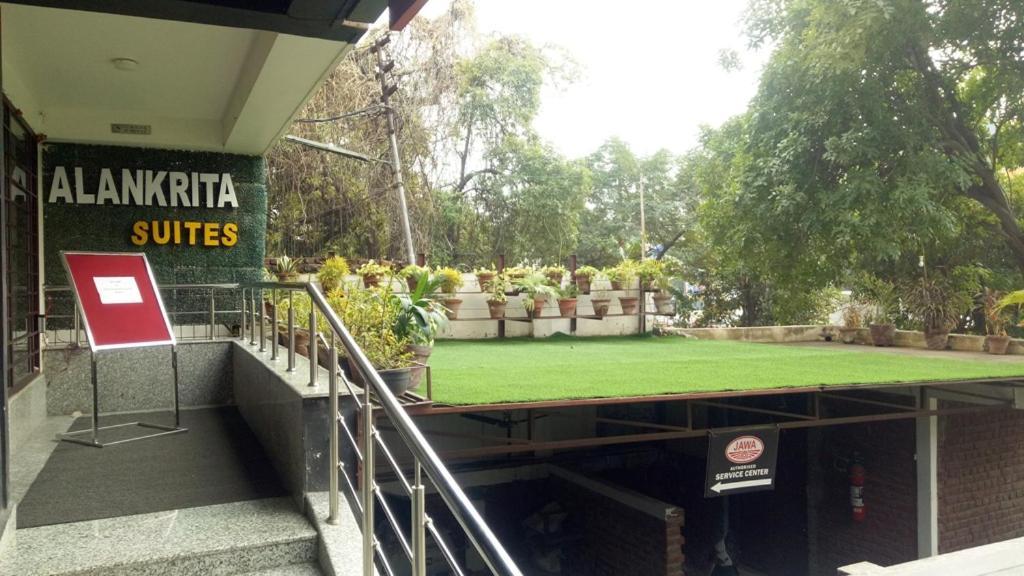 Alankrita Suites & Party Halls Meerut Zewnętrze zdjęcie